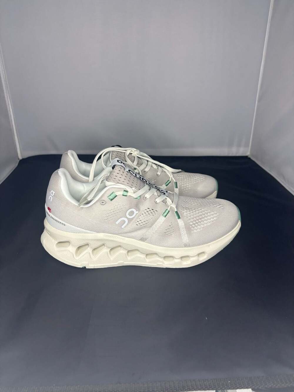 On Cloudsurfer Size 8M 9.5W Pearl Ivory